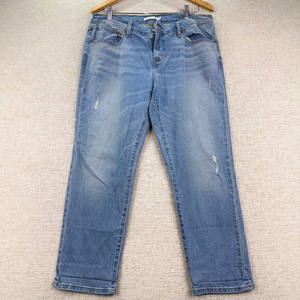 Levis Boyfriend Jeans Womens 31 Light Wash Distressed Blue Denim Mid Rise